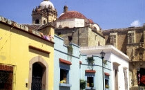 Straße in Oaxaca, Mexiko