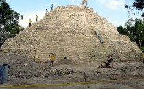 Yaxha-Restaurierung-2007, Guatemala