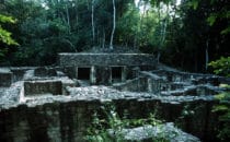 Wohnkomplex in Calakmul, Mexiko