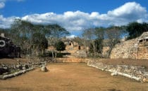 Ballspielplatz von Uxmal, Mexiko