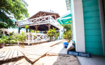 Camp Bay Lodge, Roatán, Honduras