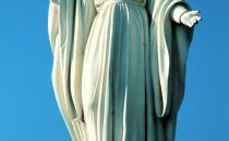Statue of the Virgin Mary, Santiago de Chile, Chile