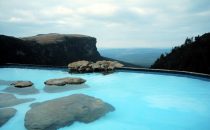 Drakensberg Mountains, infinity pool with view, South Africa