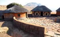Golden Gate Highlands National Park - Basotho Cultural Village, Namibia © Woitscheck