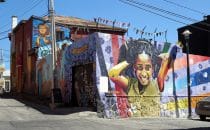 Graffiti in Valparaíso, Chile © Bertram Roth