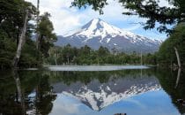 Laguna Captrén mit Blick auf den Vulkan Llaima, Chile, © Bertram Roth