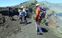 am Krater des Villarica, Chile, © Bertram Roth