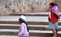 Frauen in tradioneller Tracht in Cusco, Peru