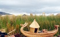 Handicrafts of the Uros, Lake Titicaca, Peru