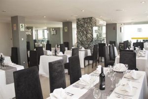 Sunec Hotel, Restaurant