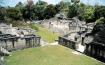 Mundo Perido in Tikal, Guatemala