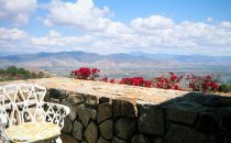 Monte Albán Cafeteria mit Blick ins Tal, Mexiko