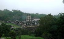 Palast von Palenque © Albertine Psula