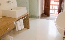 Casa Cartagena bathroom