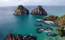 Die "Zwei Brüder Felsen" - Fernando do Noronha, Brazil
